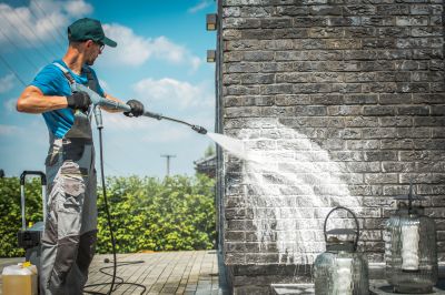 Full-Service Exterior Cleaning Firms